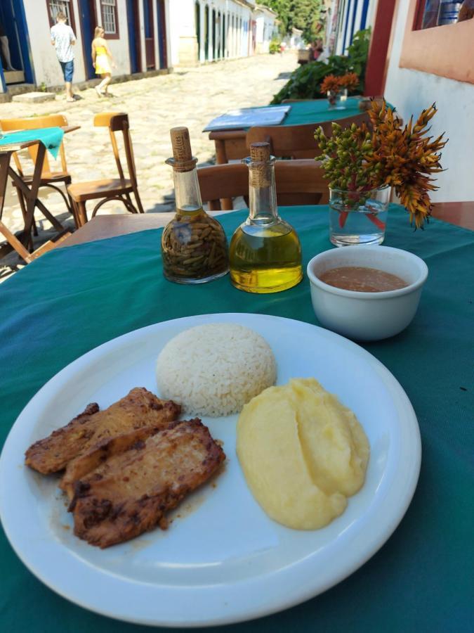 Casa Dias Cabore - Espaco E Protecao A 5 Min Do Centro Historico Villa Araquari Eksteriør billede